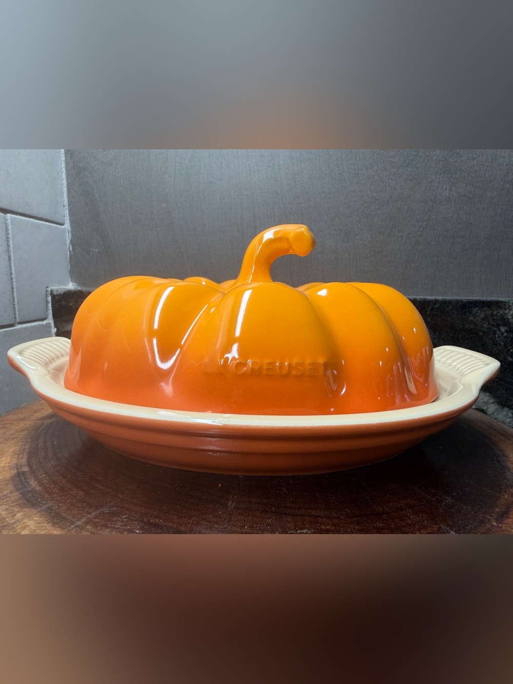 NEW Le Creuset Pumpkin Butter Dish – Marronnier Orange
